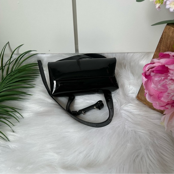 Urban Outfitters Lacquered Waist Bag - Picture 2 of 8
